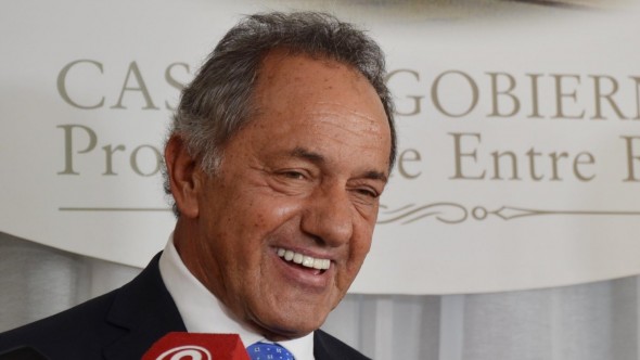 Scioli afirmó que está "para competir" en UxP y reiteró que su vicepresidente será "del interior"